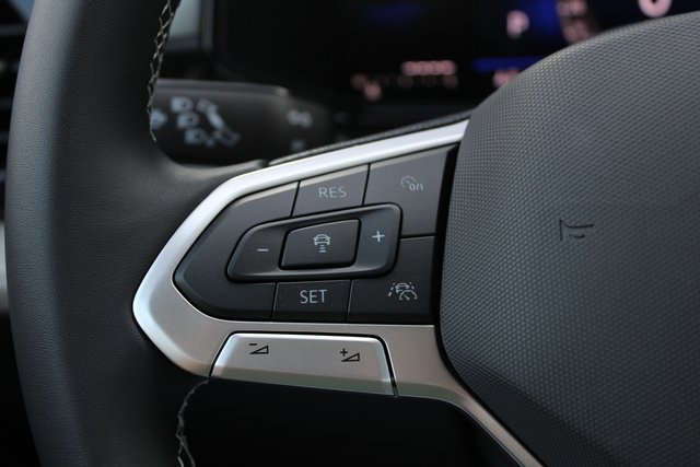 New 2025 Volkswagen Taos S image 8