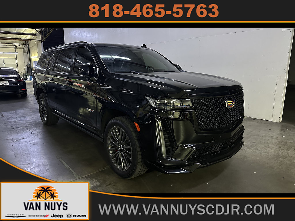 Used 2023 Cadillac Escalade ESV V w/ Heavy-Duty Trailer Package