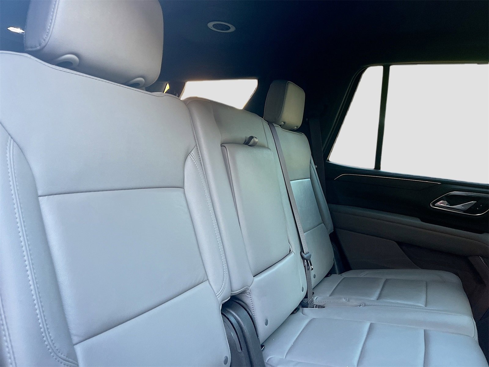 Used 2023 Chevrolet Tahoe LT w/ Luxury Package image 29