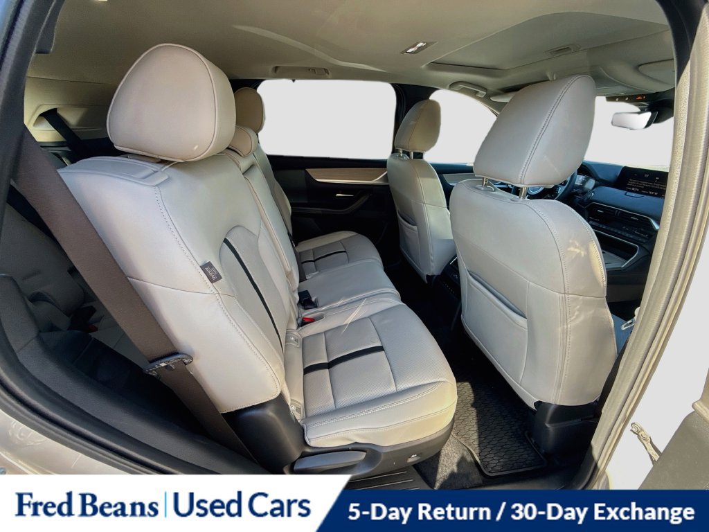 Used 2025 MAZDA CX-90 Plug-In Hybrid w/ Preferred AWD/4WD image 36