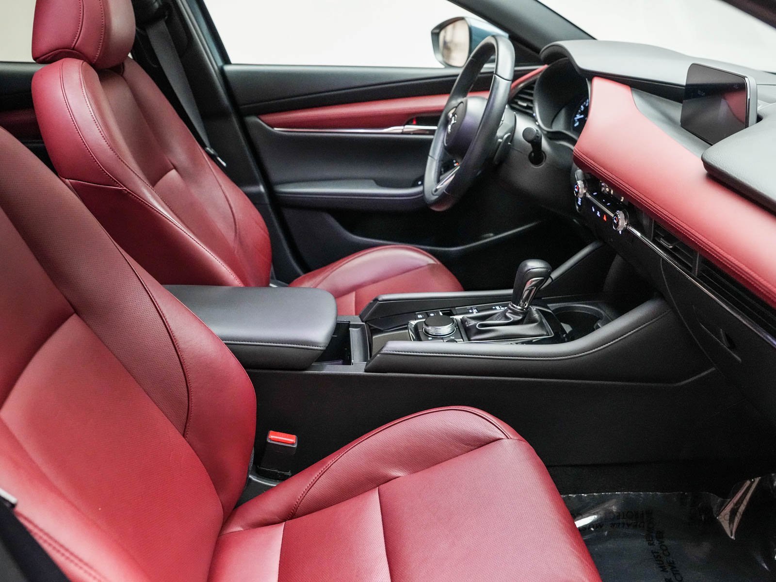 Used 2020 MAZDA MAZDA3 AWD Hatchback w/ Premium Pkg image 17