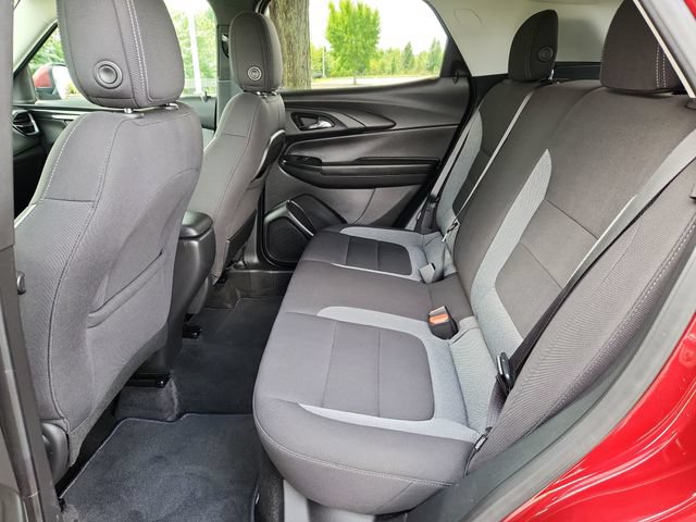 Used 2025 Chevrolet TrailBlazer LT AWD/4WD image 26