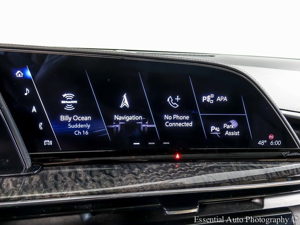 Used 2022 Cadillac Escalade Premium Luxury w/ Performance Package image 17