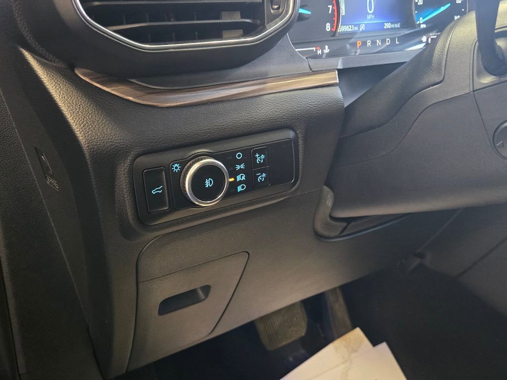 Used 2023 Ford Explorer Limited w/ Equipment Group 301A image 14