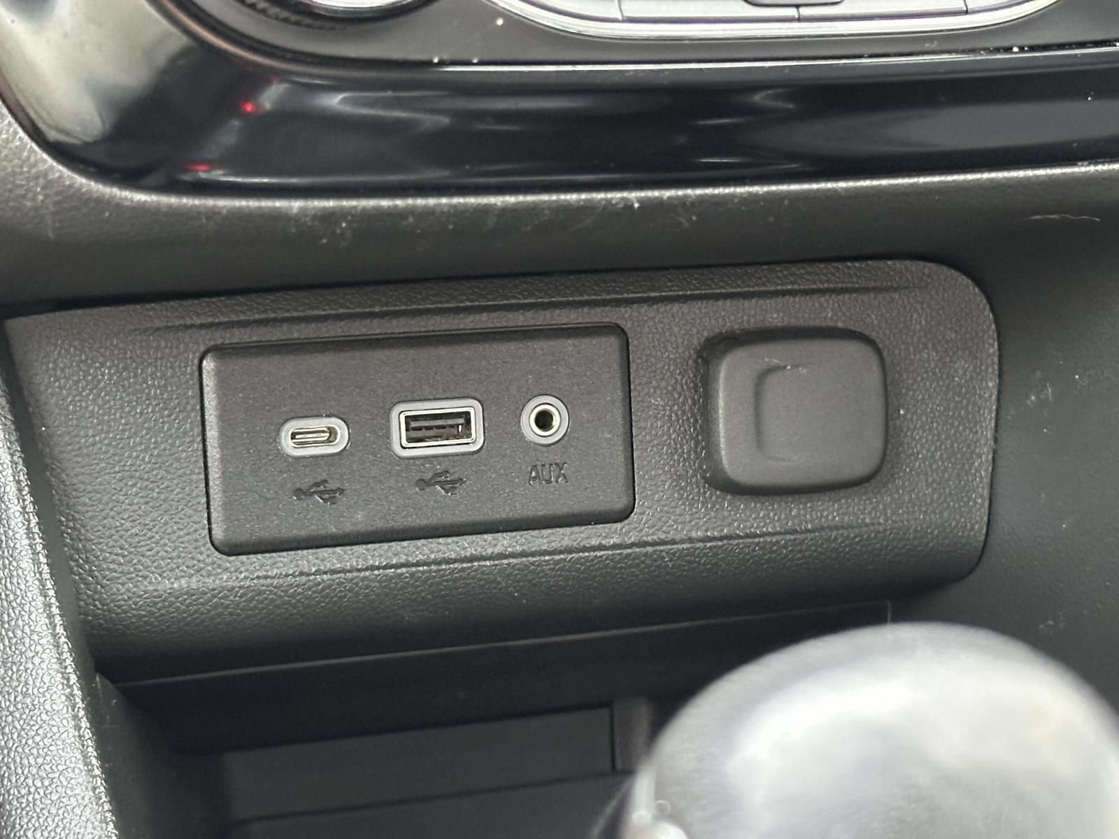 Used 2023 Buick Encore GX Select FWD image 20