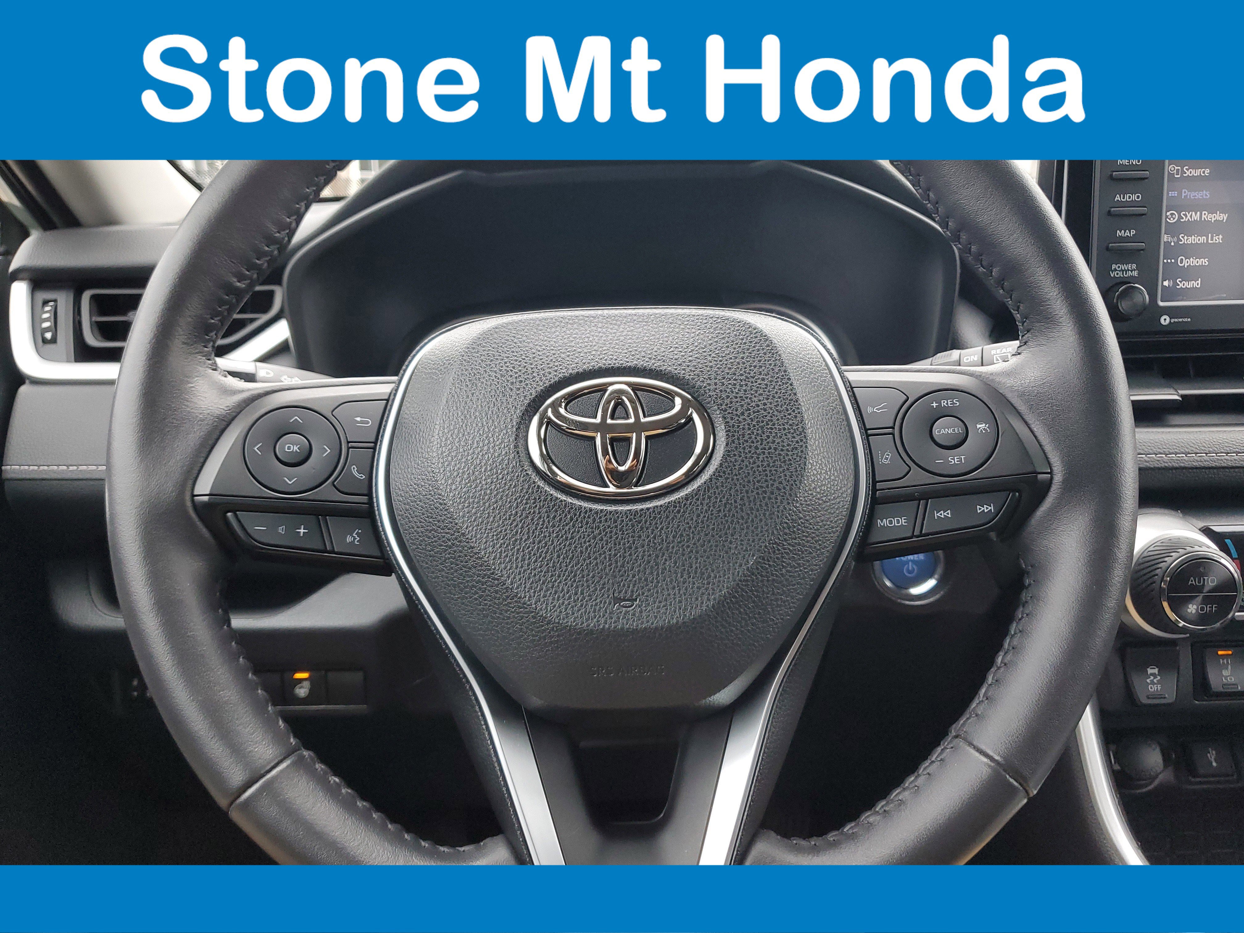 Used 2022 Toyota RAV4 XLE image 22