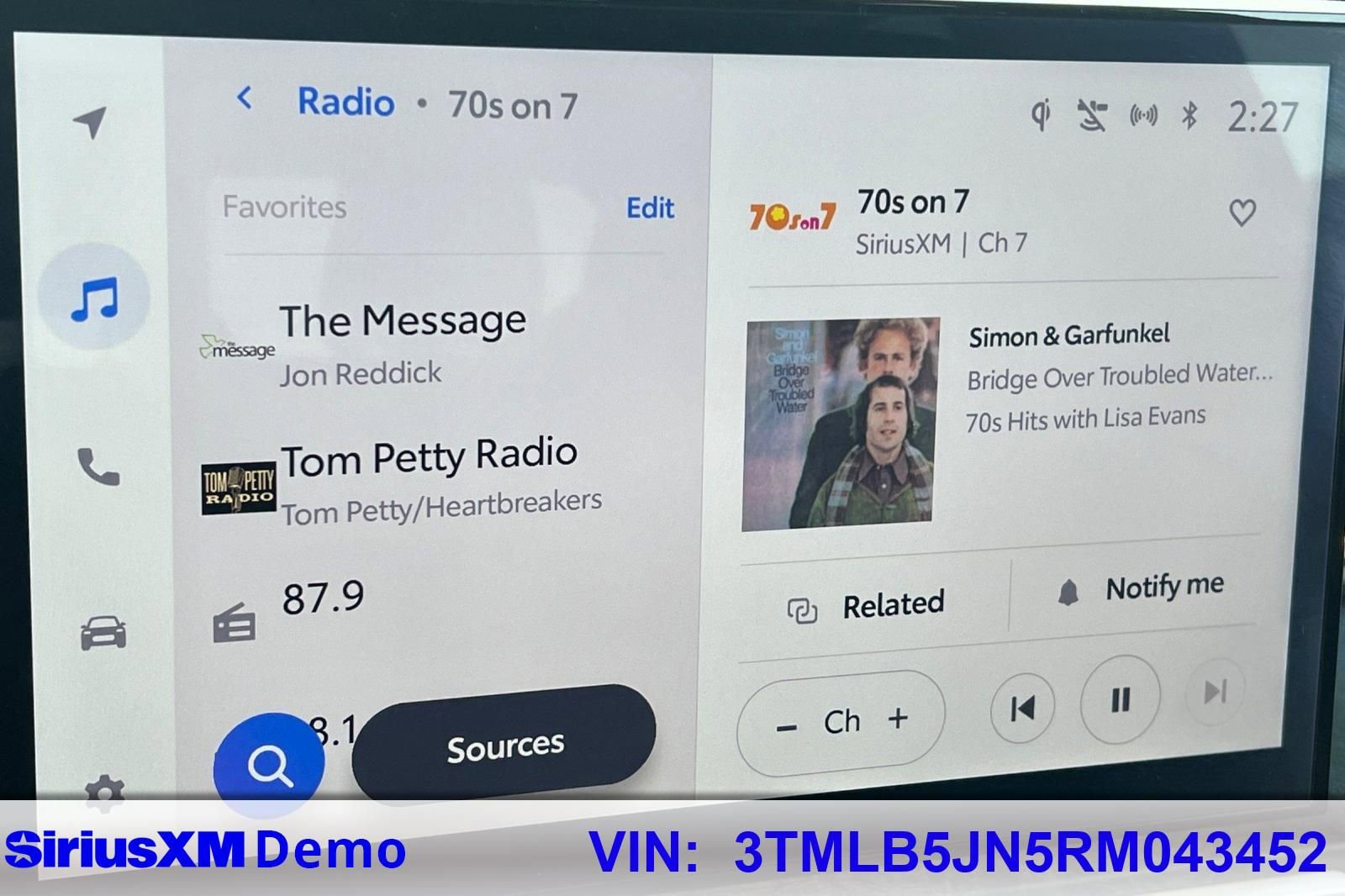 Used 2024 Toyota Tacoma Limited w/ Limited Package (LT) image 23