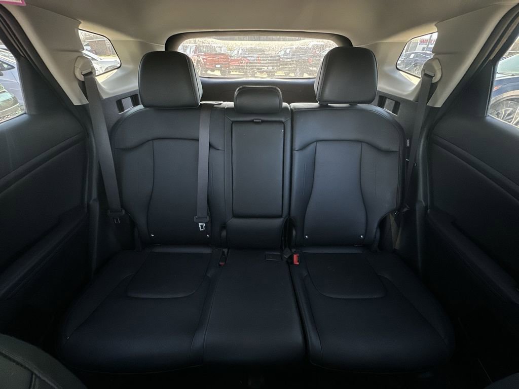 Used 2025 Kia Sportage EX image 22