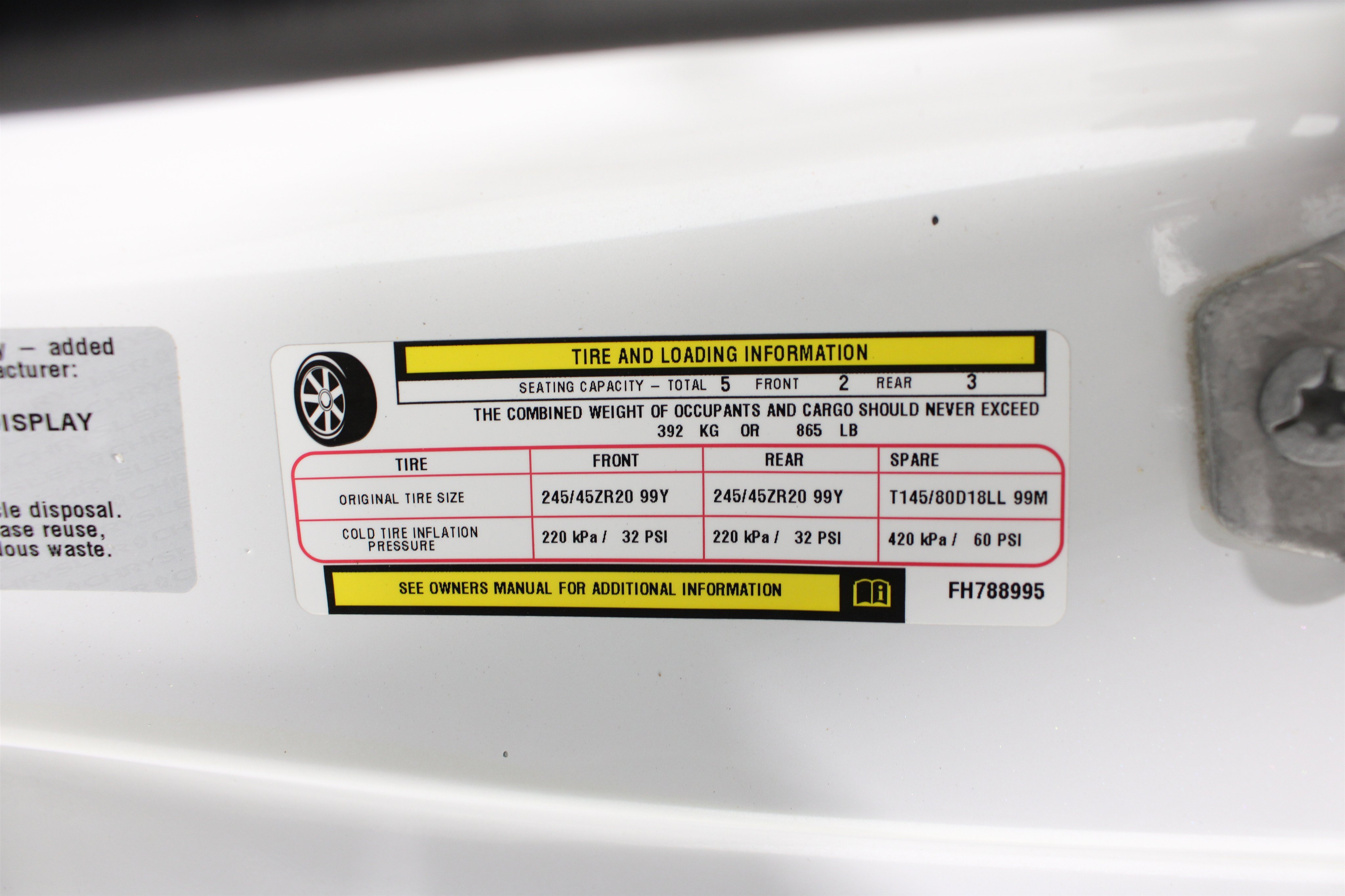 Used 2015 Dodge Challenger R/T Plus RWD image 33