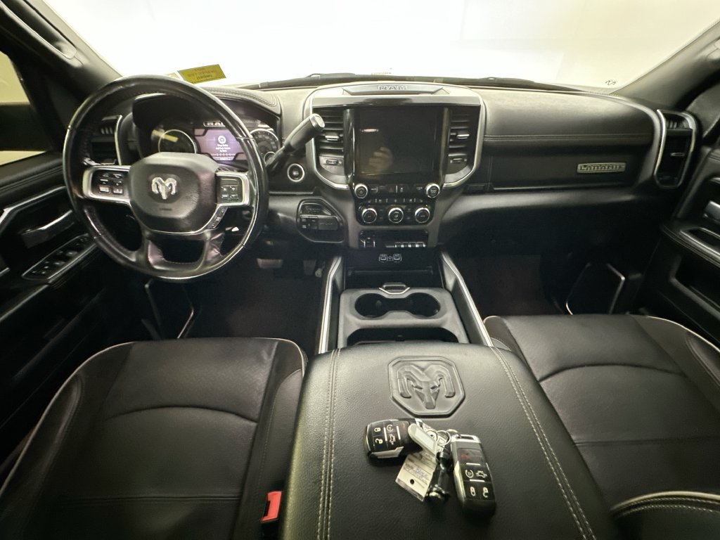 Used 2022 RAM 3500 Laramie AWD/4WD image 10