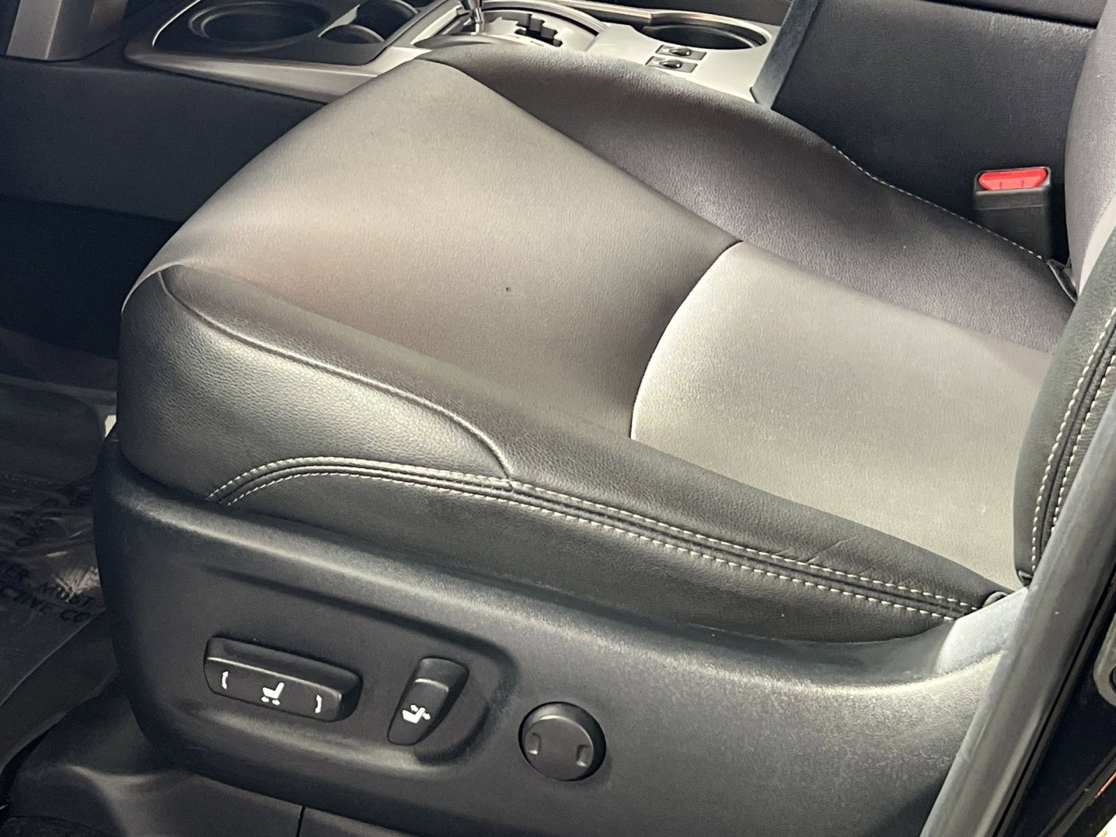 Used 2024 Toyota 4Runner SR5 Premium w/ Moonroof Package image 11