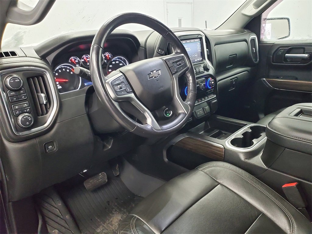 Used 2020 Chevrolet Silverado 1500 LT Trail Boss w/ Midnight Edition image 11