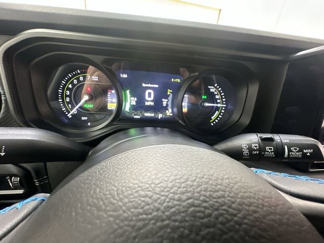 Used 2025 Jeep Wrangler Unlimited Rubicon 4xe w/ Convenience Group image 11