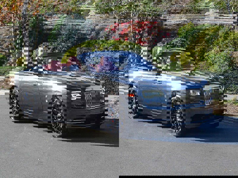 Used 2019 Rolls-Royce Dawn image 8