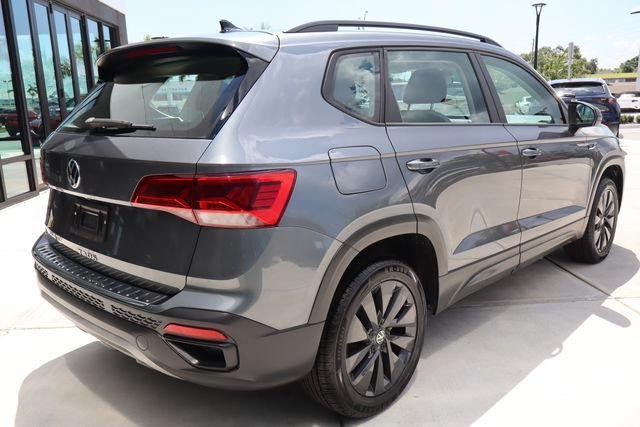 Used 2023 Volkswagen Taos S FWD image 3