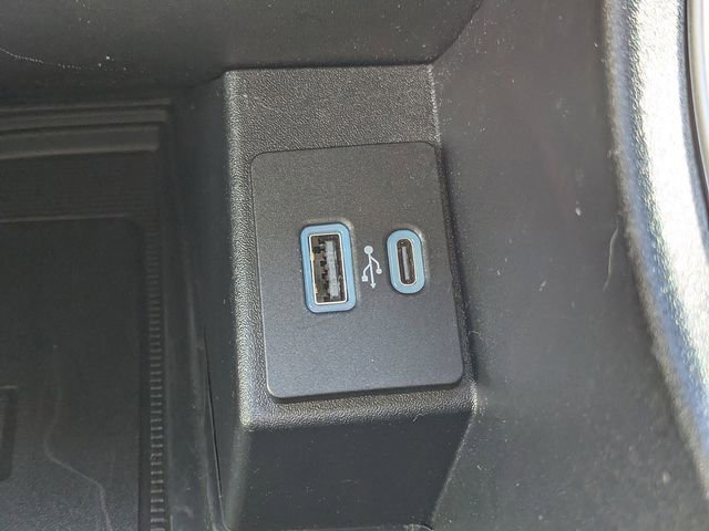 Used 2023 Ford Edge SEL w/ Convenience Package image 24