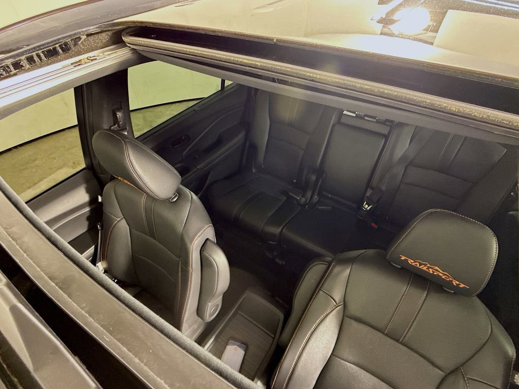 Used 2022 Honda Pilot TrailSport image 29