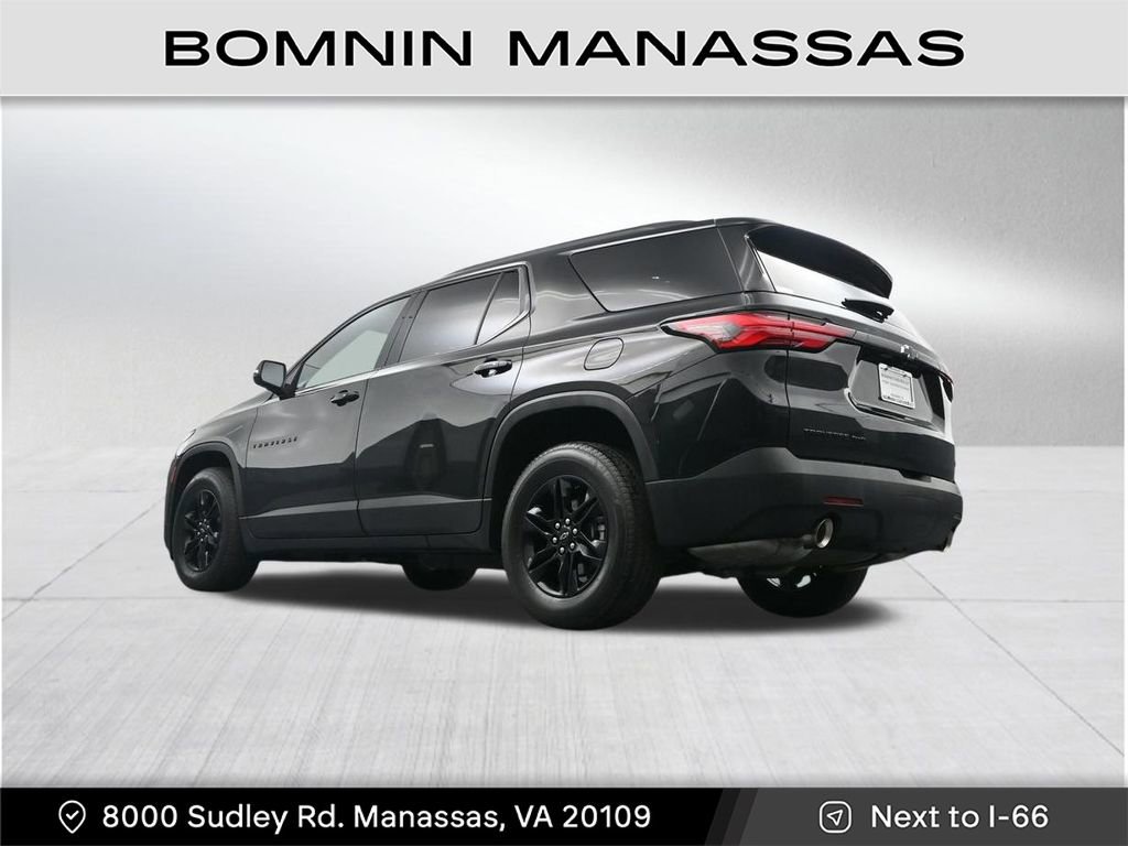 Used 2023 Chevrolet Traverse LT w/ Midnight/Sport Edition AWD/4WD image 31