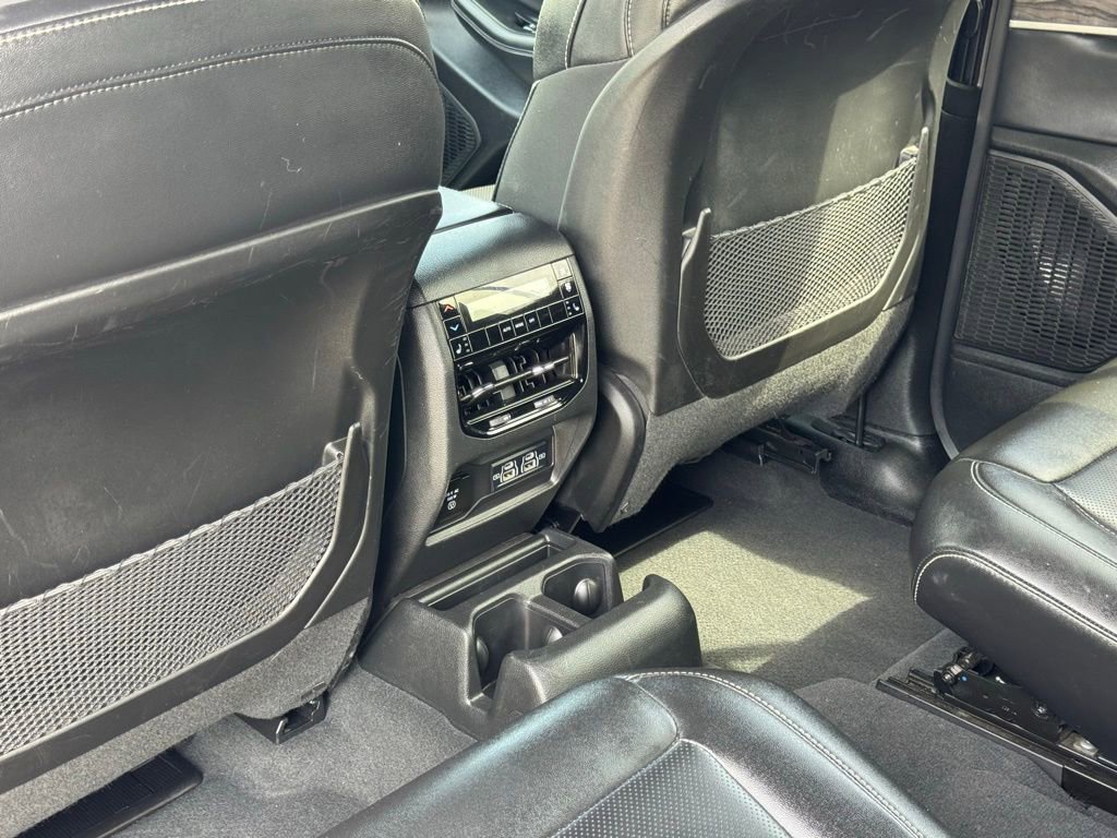 Used 2024 Jeep Grand Cherokee L Limited w/ Luxury Tech Group II AWD/4WD image 22