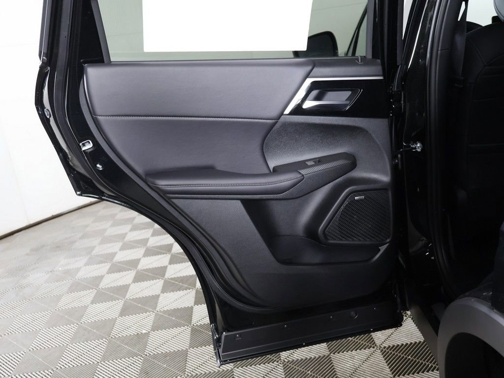 New 2026 Mitsubishi Outlander LE FWD image 24