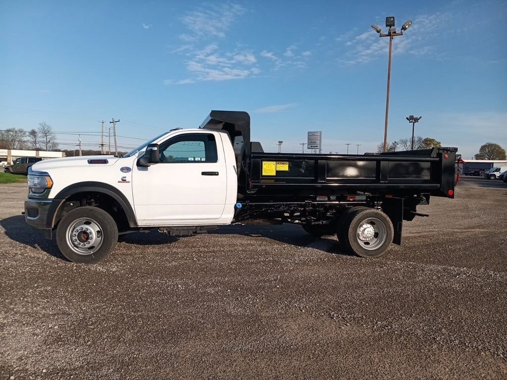 New 2024 RAM 5500 Tradesman image 3