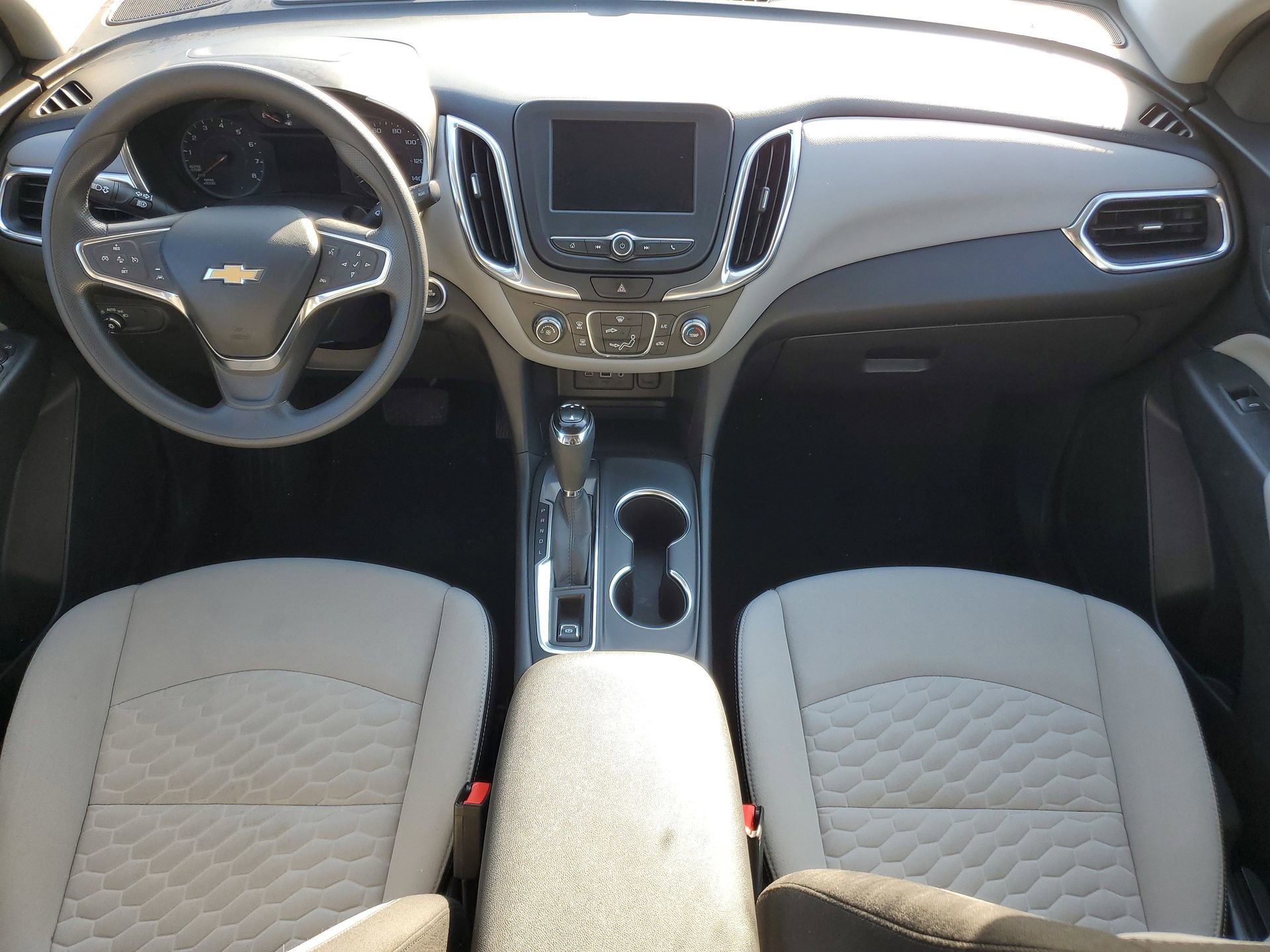 Used 2021 Chevrolet Equinox LS image 13