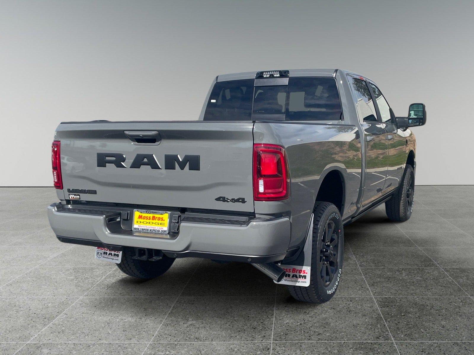 New 2026 RAM 2500 Laramie AWD/4WD image 5