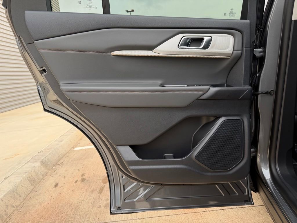 New 2026 Ford Explorer Active w/ Active Comfort Package RWD image 12