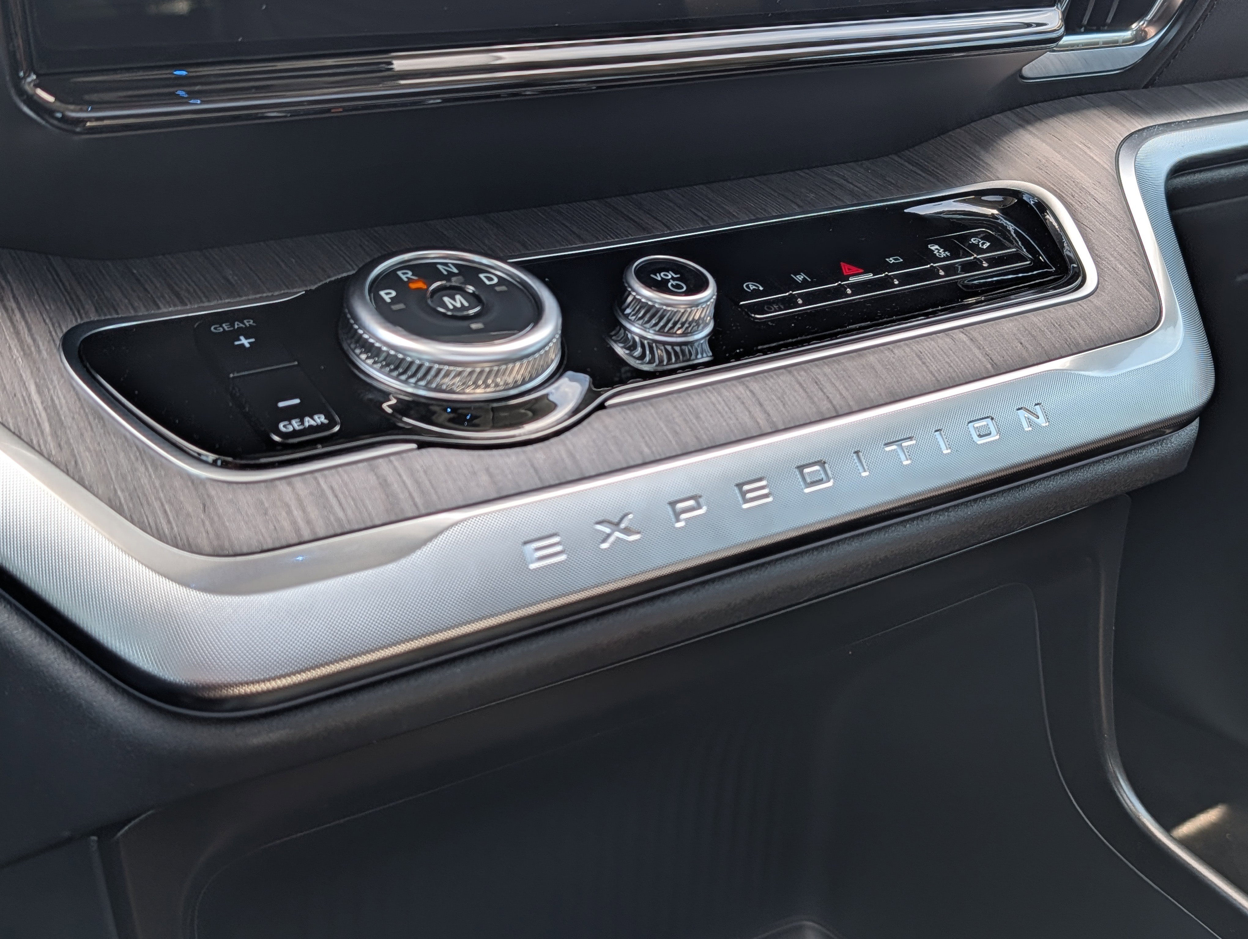 New 2026 Ford Expedition Max Platinum AWD/4WD image 38