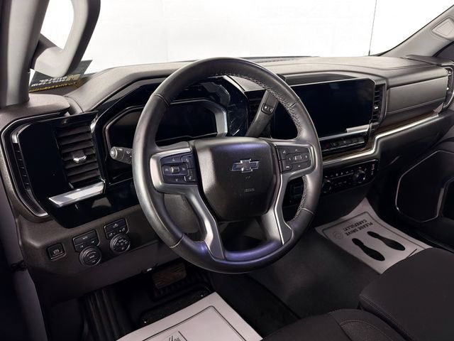 Used 2024 Chevrolet Silverado 1500 RST image 9