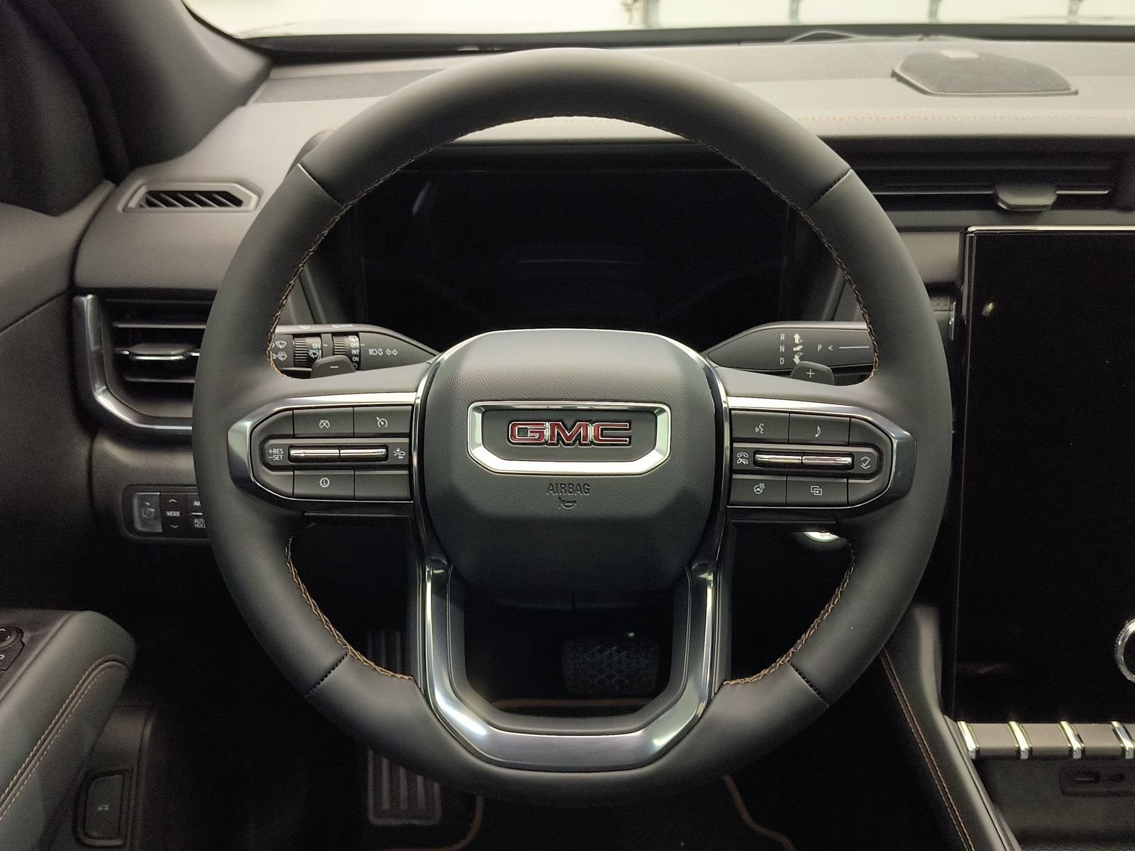 New 2026 GMC Terrain AT4 w/ Technology Package II AWD/4WD image 14