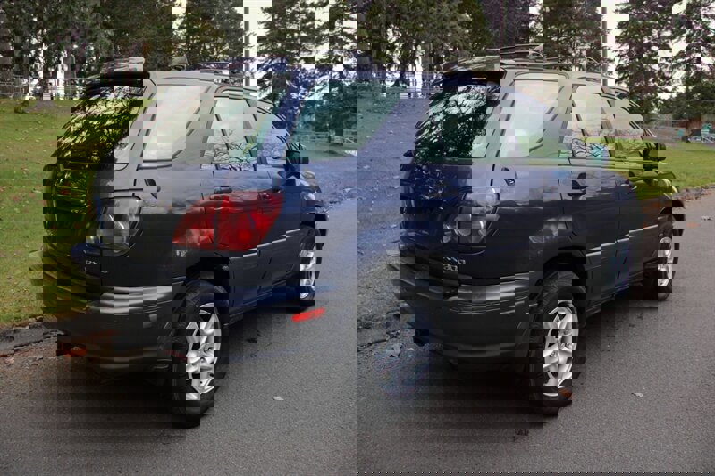 Used 1999 Lexus RX 300 4WD image 3