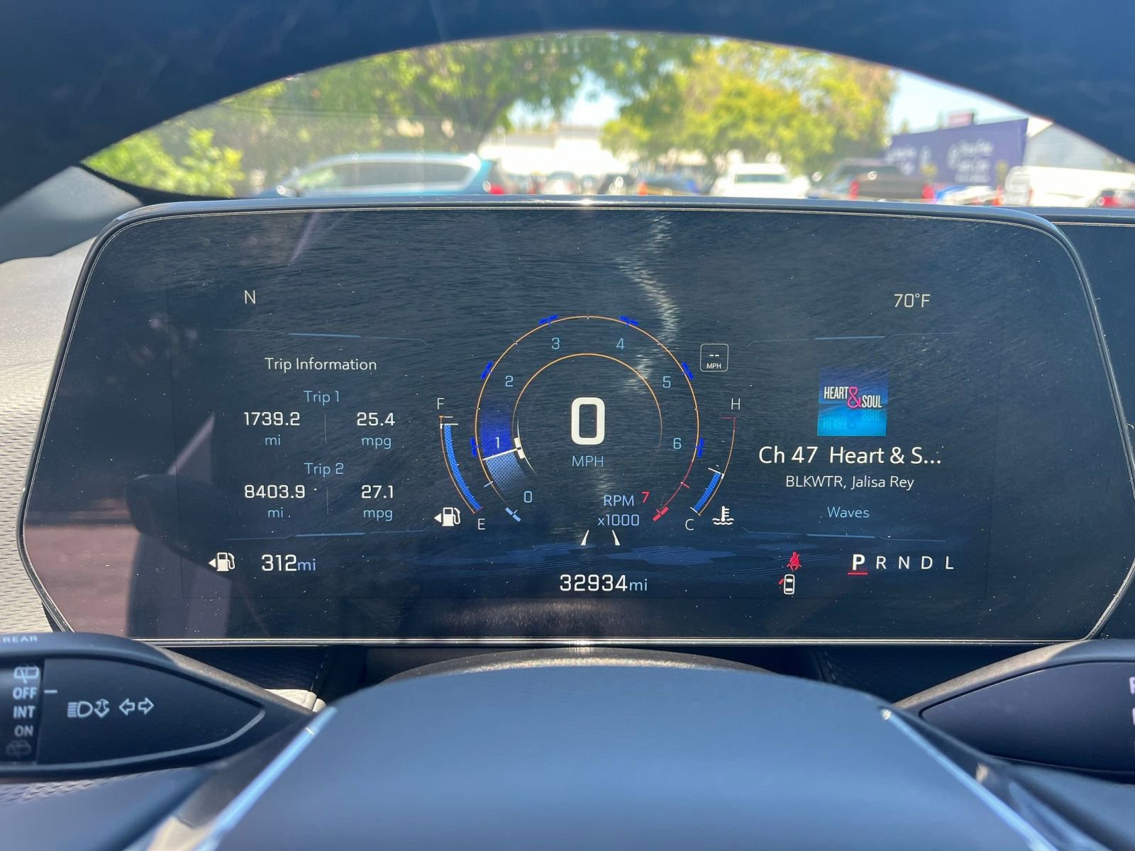 Used 2025 Chevrolet Equinox LT FWD image 40