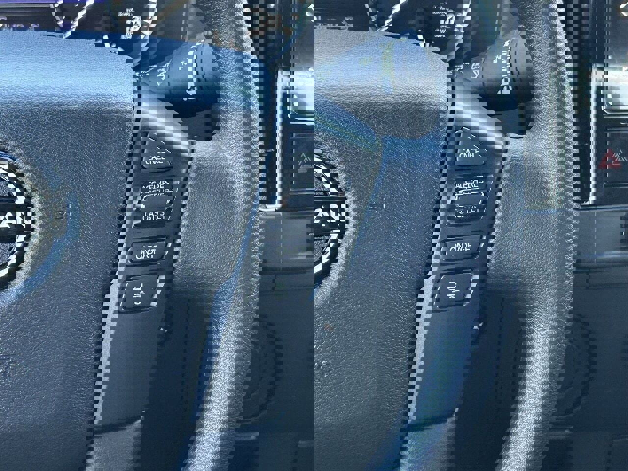 New 2026 Nissan Frontier SV image 32