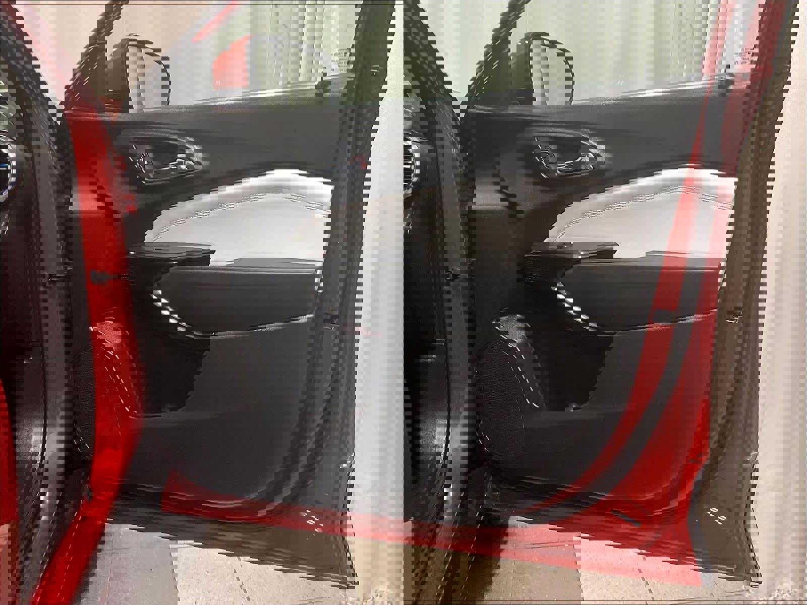 Used 2024 Chevrolet Trax LT image 12