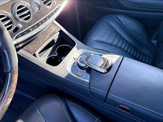 Used 2019 Mercedes-Benz S 560 Sedan image 14