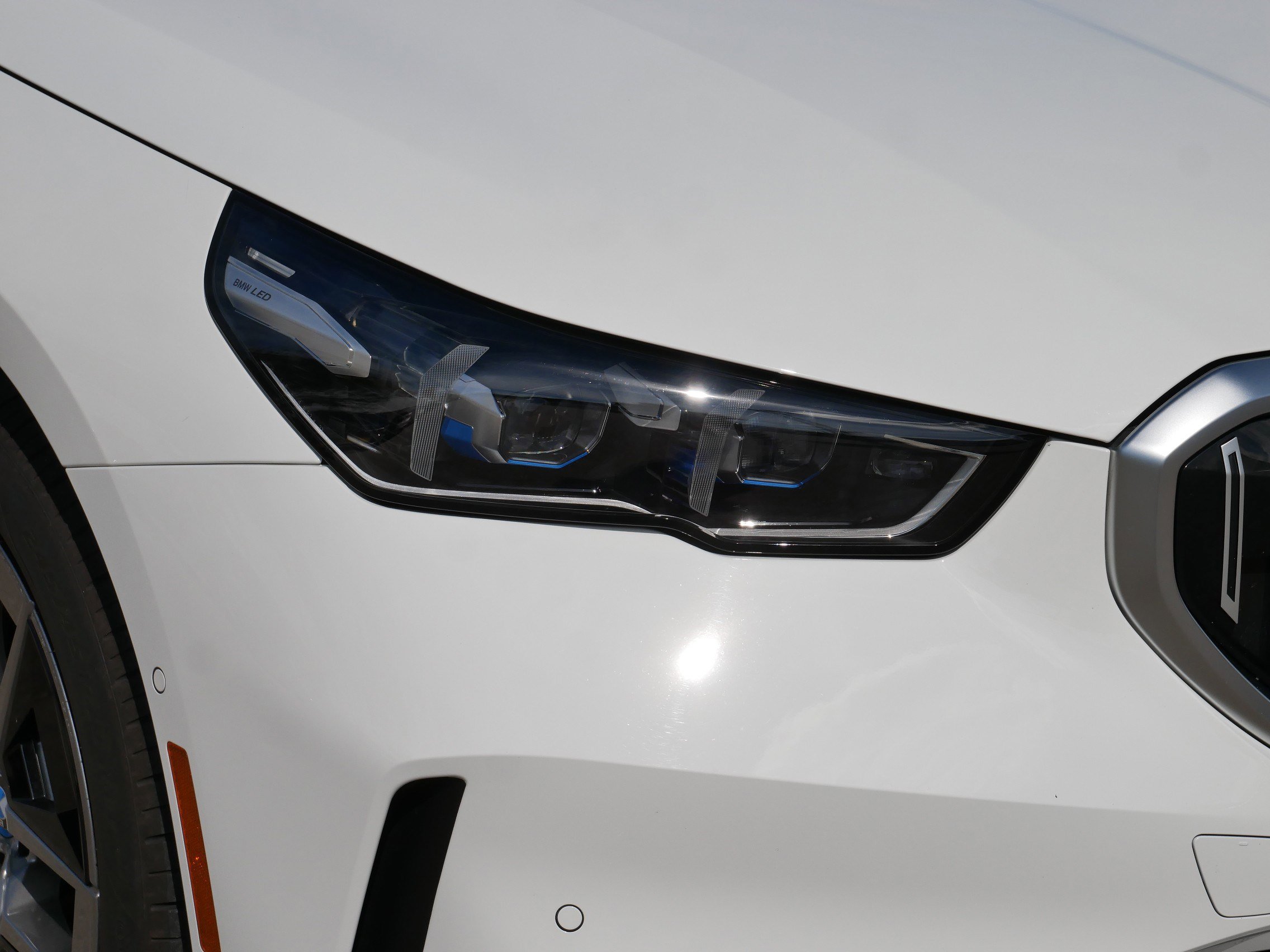 Used 2024 BMW i5 eDrive40i w/ Premium Package image 30