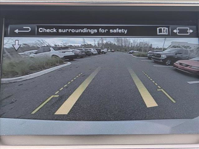 Used 2016 Land Rover Range Rover Sport HSE image 13