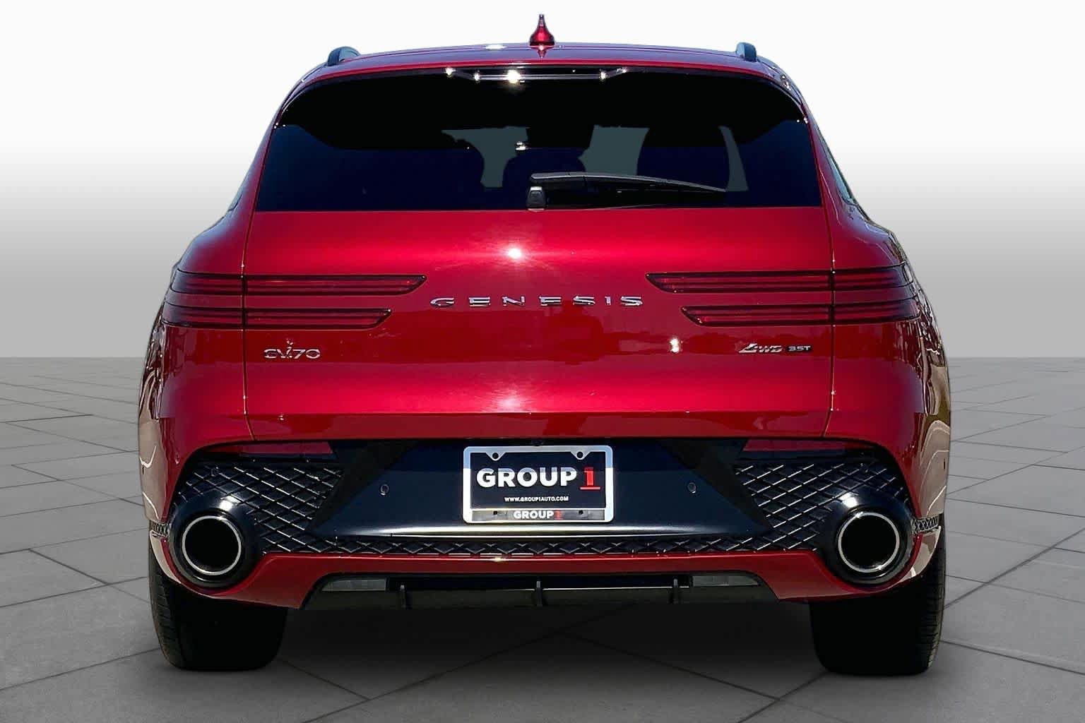Used 2024 Genesis GV70 3.5T Sport w/ Sport Advanced Package AWD/4WD image 4