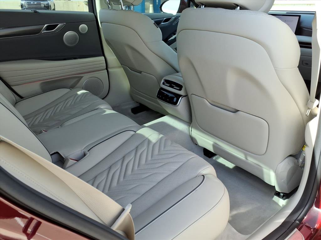 Certified 2026 Genesis G80 2.5T Sport Prestige image 13