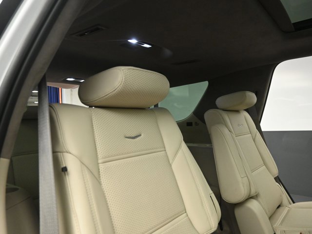Used 2023 Cadillac Escalade Sport Platinum w/ LPO, ONYX Package image 26