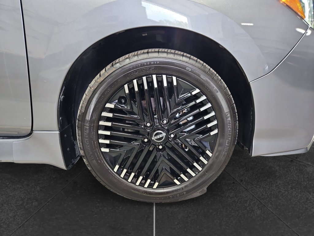 Used 2024 Nissan Leaf SV Plus FWD image 27