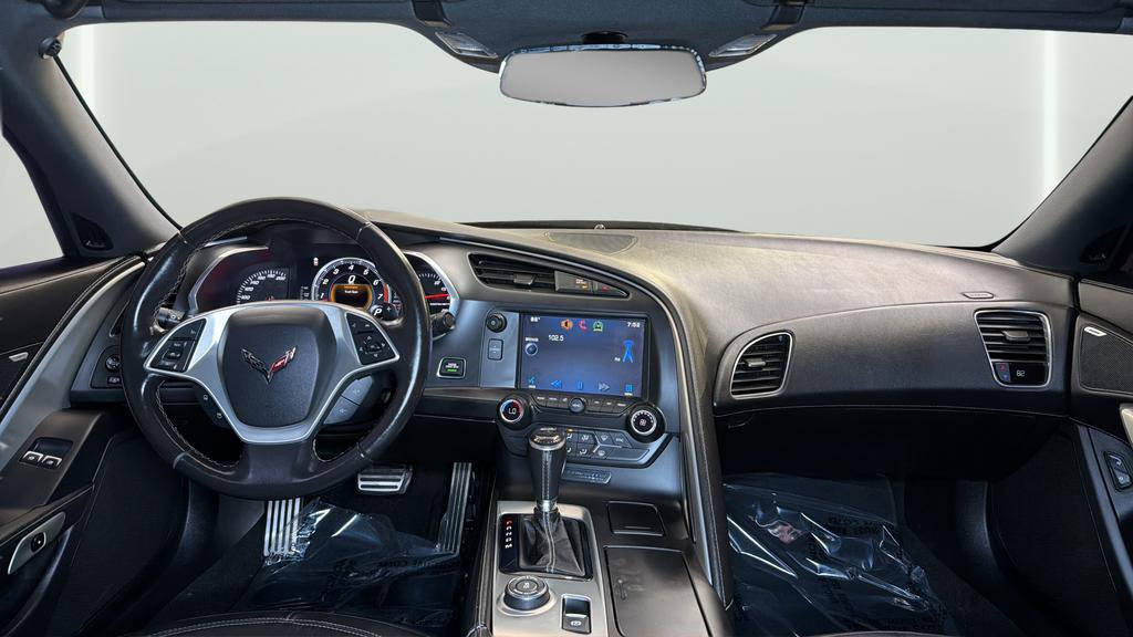 Used 2015 Chevrolet Corvette Stingray Coupe image 16