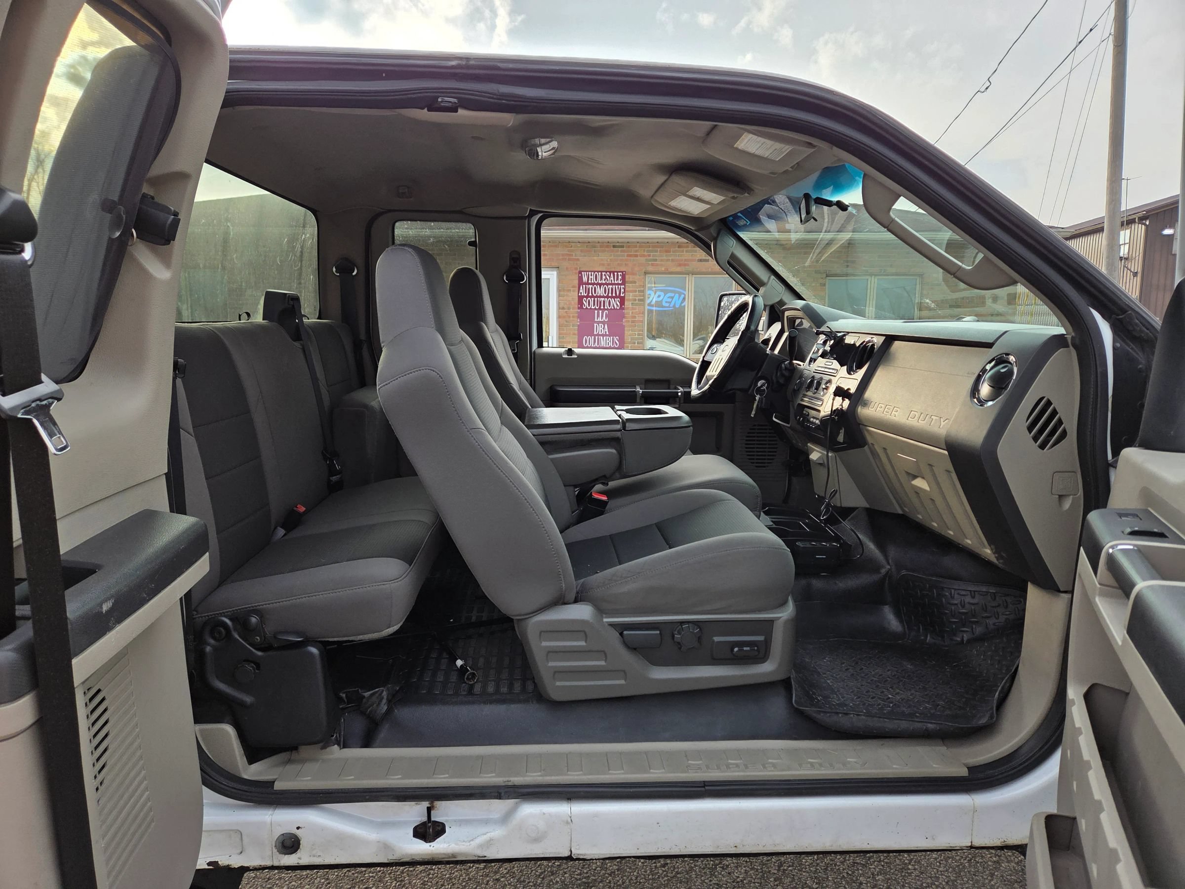 Used 2009 Ford F250 XLT AWD/4WD image 17