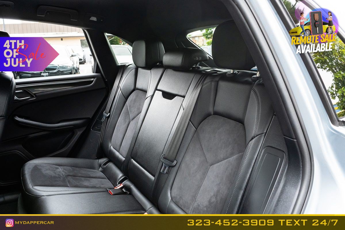 Used 2019 Porsche Macan w/ Driver Memory Package AWD/4WD image 16