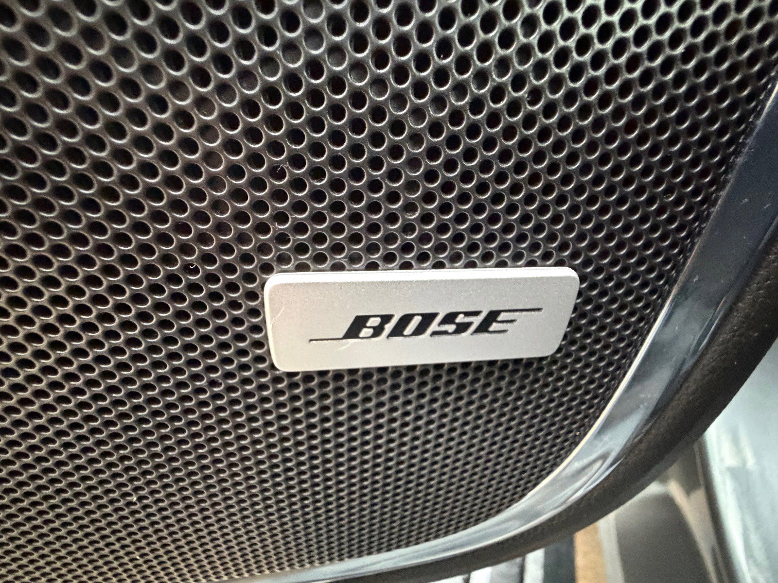 Used 2019 GMC Yukon XL Denali w/ Open Road Package image 10