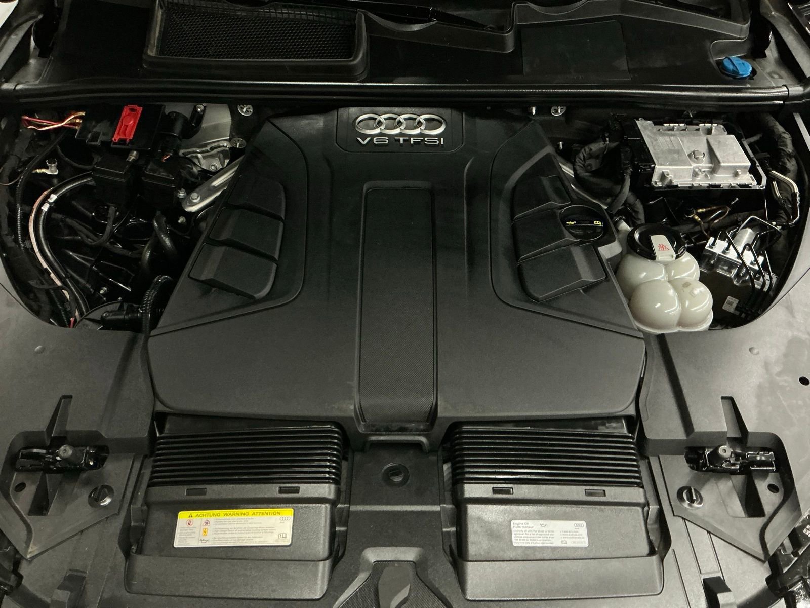 Used 2018 Audi Q7 3.0T Premium image 37