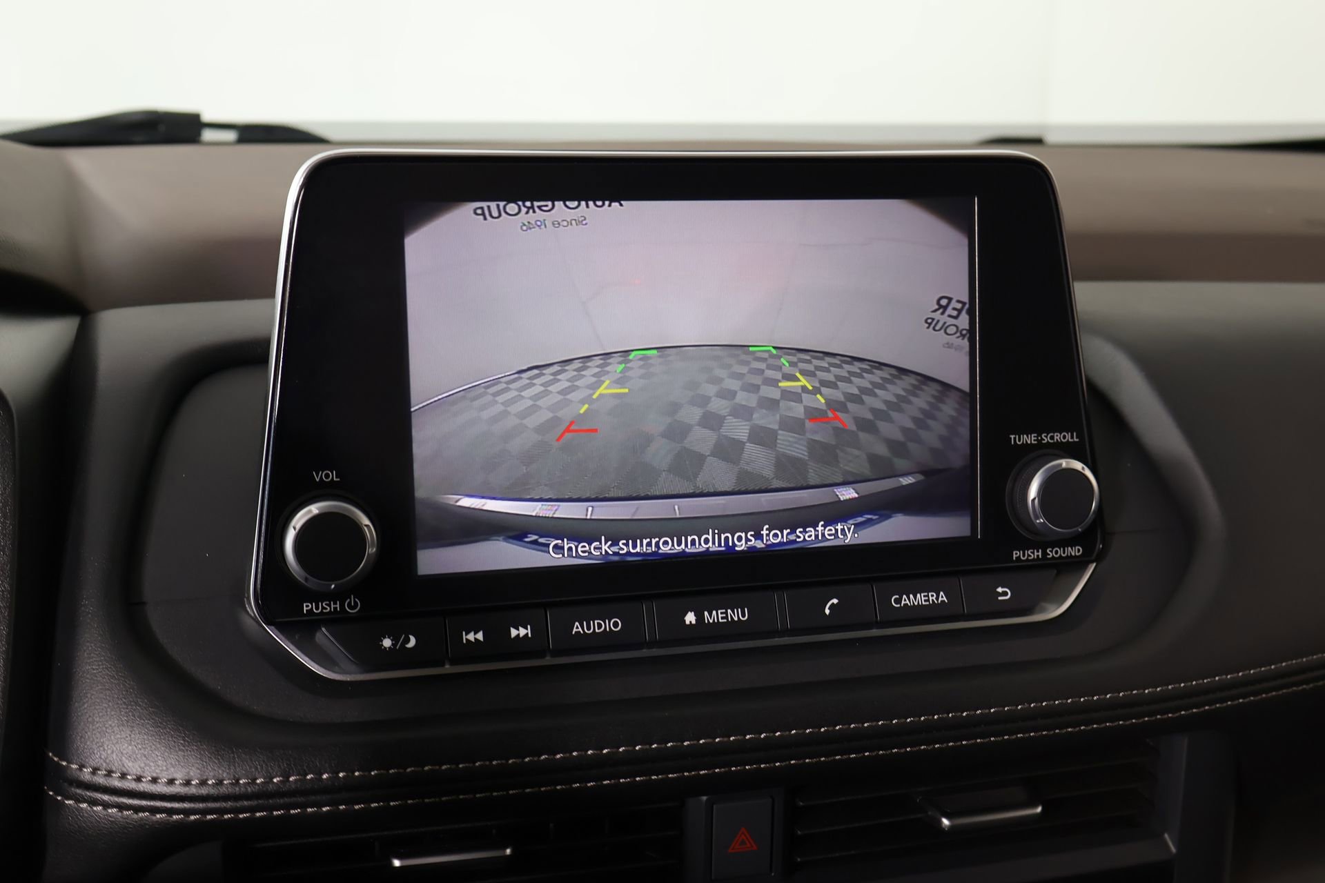 Used 2023 Nissan Rogue SV image 6