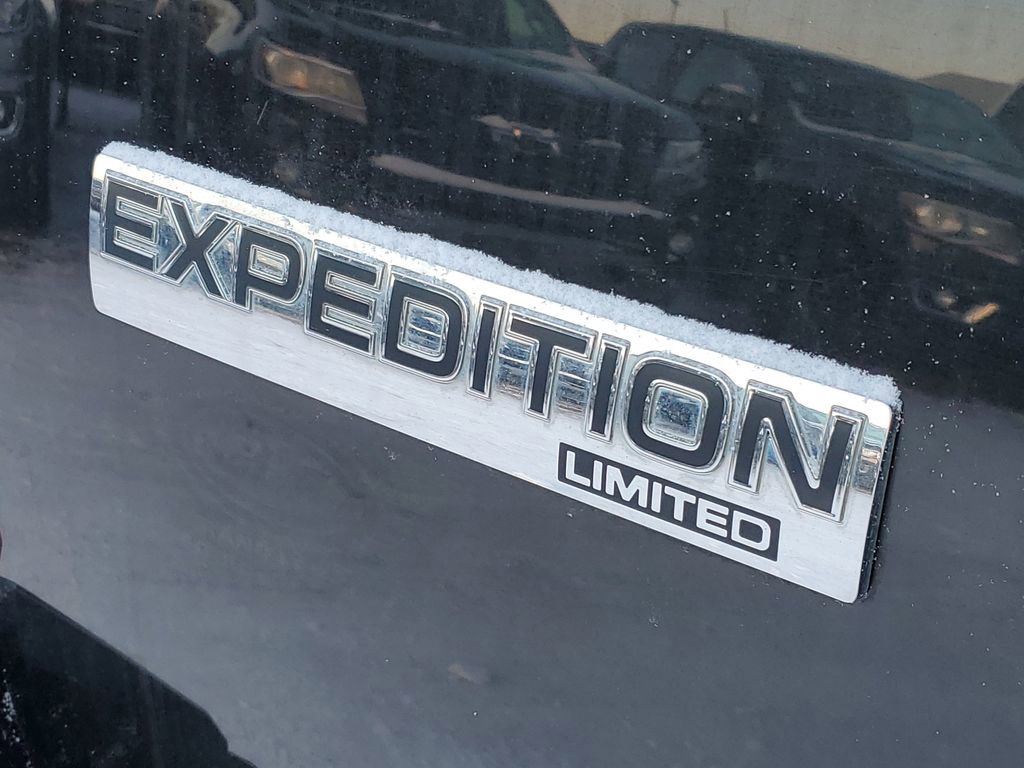 Used 2013 Ford Expedition Limited image 35