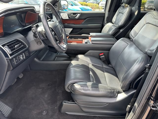 Used 2022 Lincoln Navigator Reserve AWD/4WD image 22